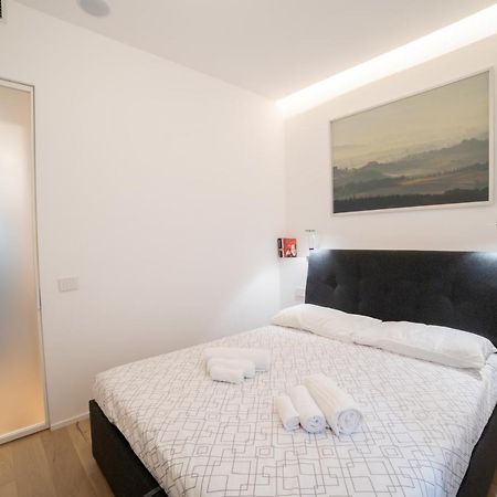 Navigli-Centro-Universita, Amazing New Apartment Milano Exteriör bild